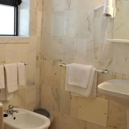 Konukevi Residencia Agua De Madeiros