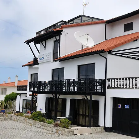 Konukevi Residencia Agua De Madeiros 2*