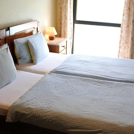 Residencia Agua De Madeiros