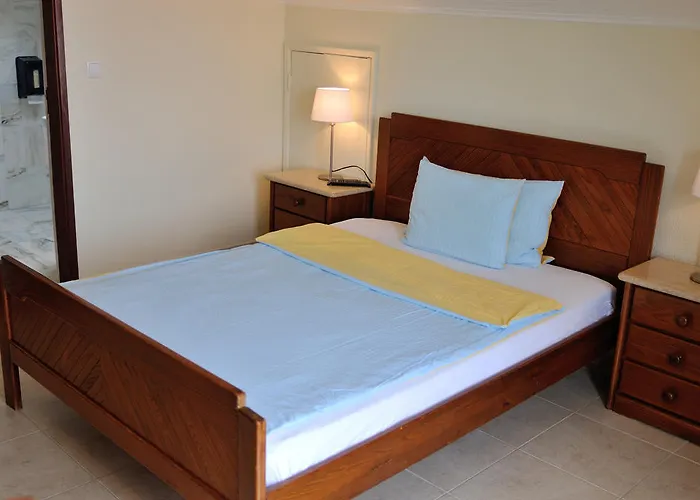 Residencia Agua De Madeiros